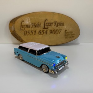 LED Işıklı Nostaljik Klasik Model Araba – Metal Gövdeli Koleksiyon & Hediyelik